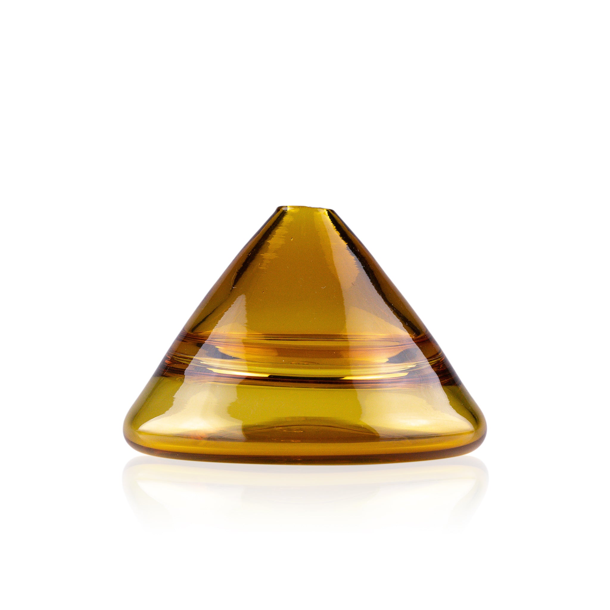 Unconventional halo vase with a conical shape, arranged in a staggered formation and reflected on a glossy surface, highlighting their sleek and contemporary design.